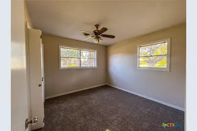 902 Joplin, Victoria, TX 77904 - Photo 23