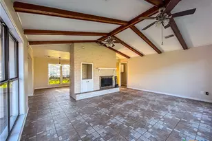 902 Joplin, Victoria, TX 77904 - Photo 13