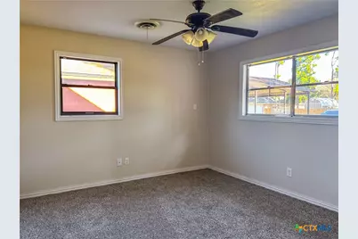 902 Joplin, Victoria, TX 77904 - Photo 25
