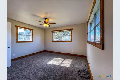 902 Joplin, Victoria, TX 77904 - Photo 21