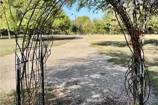 2784 Theresa Ln, Moody, TX 76557 - Photo 39