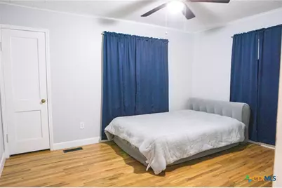 206 N Arnold Street, Lampasas, TX 76550 - Photo 15