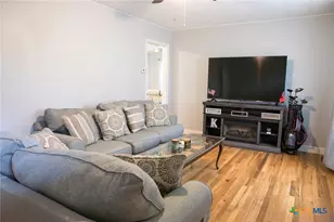 206 N Arnold St, Lampasas, TX 76550 - Photo 7