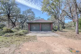 1535 Live Oak Dr, Inez, TX 77968 - Photo 23