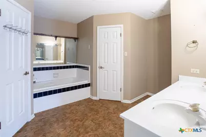 1535 Live Oak Drive, Inez, TX 77968 - Photo 17