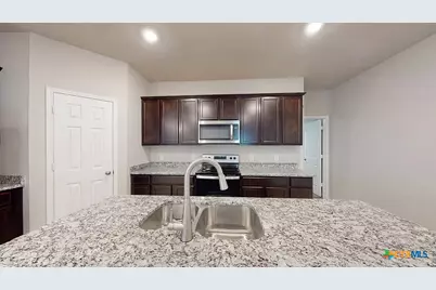 9001 Flat Iron Drive, Temple, TX 76502 - Photo 7