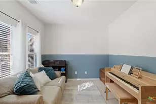 2141 Warwick Pl, New Braunfels, TX 78130 - Photo 3