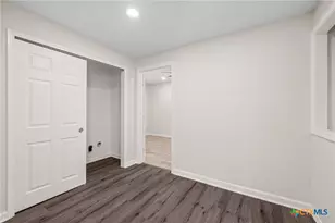 1308 S 45th St, Temple, TX 76504 - Photo 11