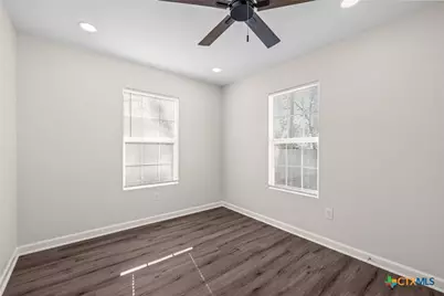 1308 S 45th Street, Temple, TX 76504 - Photo 17