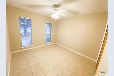 209 Ashland Creek, Victoria, TX 77901 - Photo 11