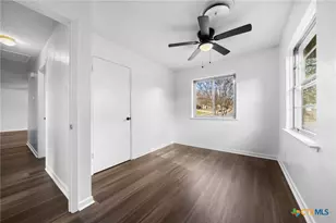 1223 Meadow Dr, Killeen, TX 76549 - Photo 17