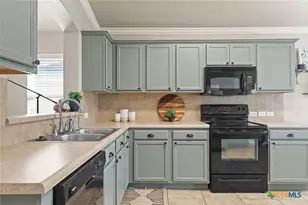 2126 Wiltshire Dr, New Braunfels, TX 78130 - Photo 11