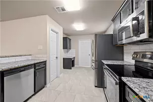 3907 Thunder Creek Dr, Killeen, TX 76549 - Photo 11