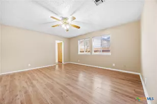 2006 Canyon Creek Dr, Temple, TX 76502 - Photo 17