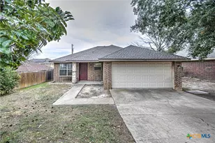 1319 N 12th St, Temple, TX 76501 - Photo 1