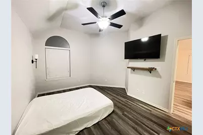 704 Pennsylvania Avenue, Victoria, TX 77904 - Photo 13