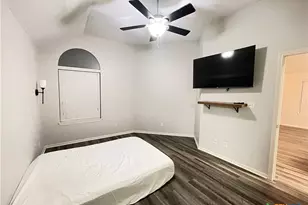 704 Pennsylvania Ave, Victoria, TX 77904 - Photo 13