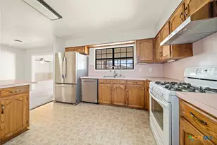 1310 Leader Dr, Killeen, TX 76549 - Photo 15