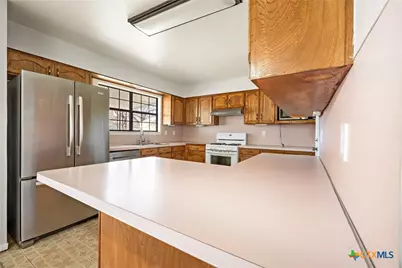 1310 Leader Drive, Killeen, TX 76549 - Photo 17