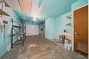 1310 Leader Dr, Killeen, TX 76549 - Photo 25