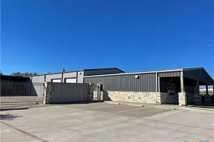 104 W Veterans Memorial Blvd, Harker Heights, TX 76548 - Photo 1