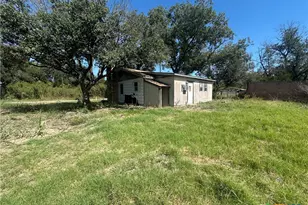 110 Hollis Ln, Gatesville, TX 76528 - Photo 13