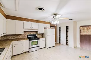 1209 Moss Ln, Cuero, TX 77954 - Photo 25