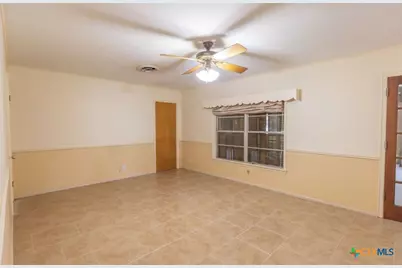 1209 Moss Lane, Cuero, TX 77954 - Photo 13