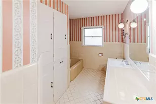 1209 Moss Ln, Cuero, TX 77954 - Photo 19