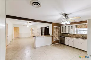 1209 Moss Ln, Cuero, TX 77954 - Photo 23