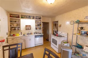 201 N Kings Trail, Little River-Academy, TX 76554 - Photo 5