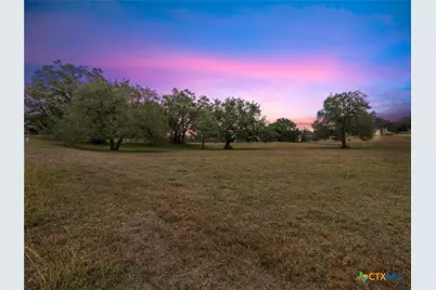 101 & 103 Pin Oak Circle, Cuero, TX 77954 - Photo 3