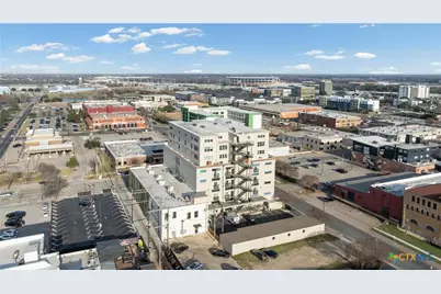 219 S 4th Street #608, Waco, TX 76701 - Photo 39