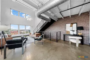 219 S 4th St, Waco, TX 76701 - Photo 13