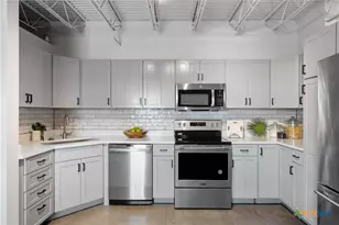 219 S 4th St, Waco, TX 76701 - Photo 7