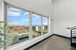 219 S 4th St, Waco, TX 76701 - Photo 17