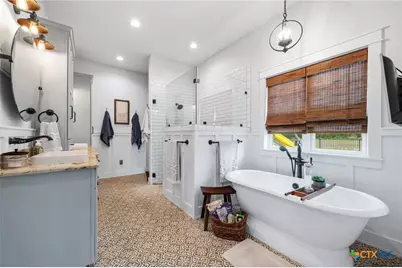 1665 Sunflower Trail, Luling, TX 78648 - Photo 25