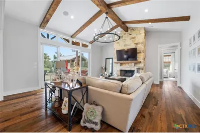 1665 Sunflower Trail, Luling, TX 78648 - Photo 9