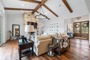 1665 Sunflower Trail, Luling, TX 78648 - Photo 7