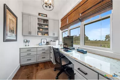 1665 Sunflower Trail, Luling, TX 78648 - Photo 33