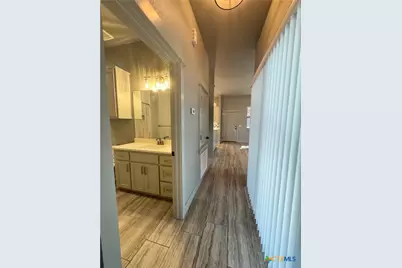 290 Hugo Road, San Marcos, TX 78666 - Photo 13