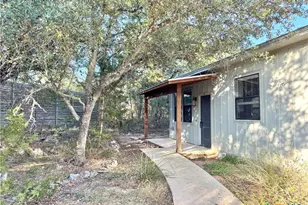 290 Hugo Rd, San Marcos, TX 78666 - Photo 21
