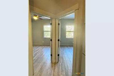 290 Hugo Road, San Marcos, TX 78666 - Photo 15