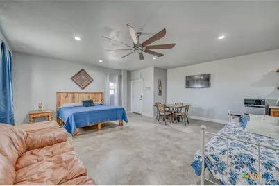 1233 N Ocean Drive, Port Lavaca, TX 77979 - Photo 5