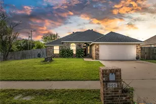 605 Paintbrush Dr, Harker Heights, TX 76548 - Photo 1