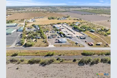 1145 W Fm 78, Marion, TX 78124 - Photo 7