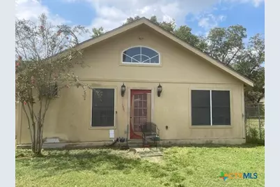 613 E Broadway Street #5, Cuero, TX 77954 - Photo 5