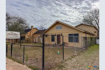 613 E Broadway Street #5, Cuero, TX 77954 - Photo 33