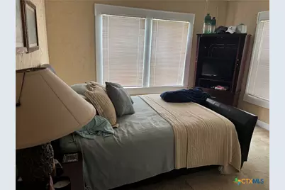 613 E Broadway Street #5, Cuero, TX 77954 - Photo 13