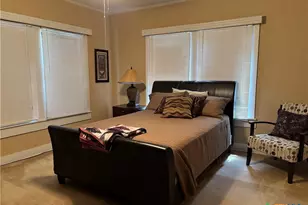 613 E Broadway St, Cuero, TX 77954 - Photo 15